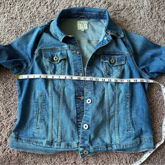 Torrid Denim Jacket - Picture 8 of 9